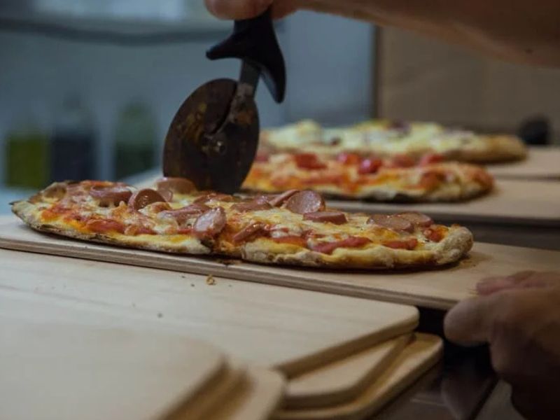 5 domande (e risposte) sulla pinsa romana che ti sei fatto almeno una volta